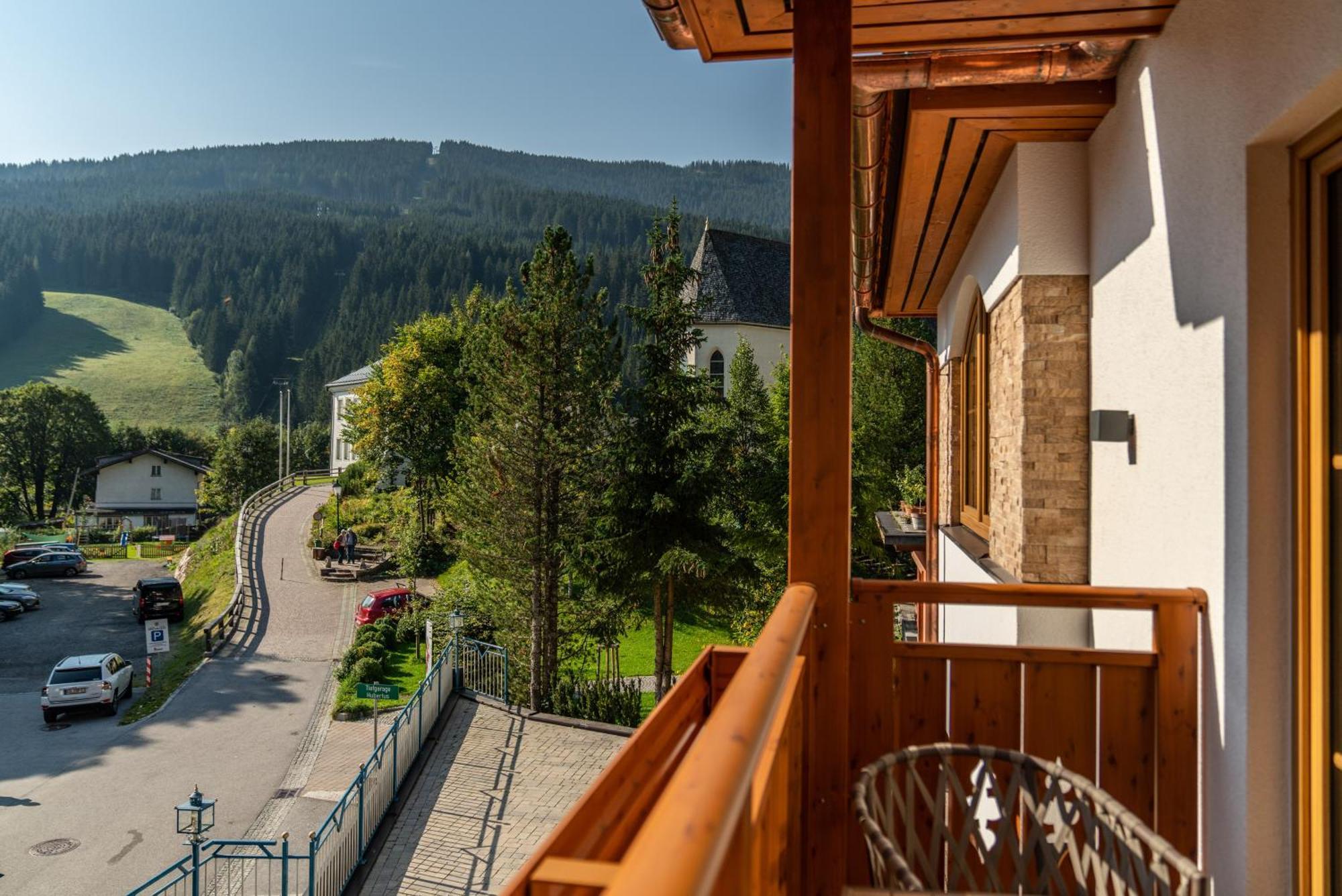 Hotel Am Sonnenhuegel Filzmoos Esterno foto